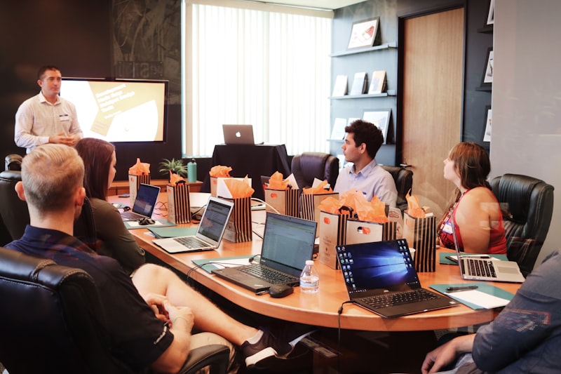 Consulting Team bei der Arbeit